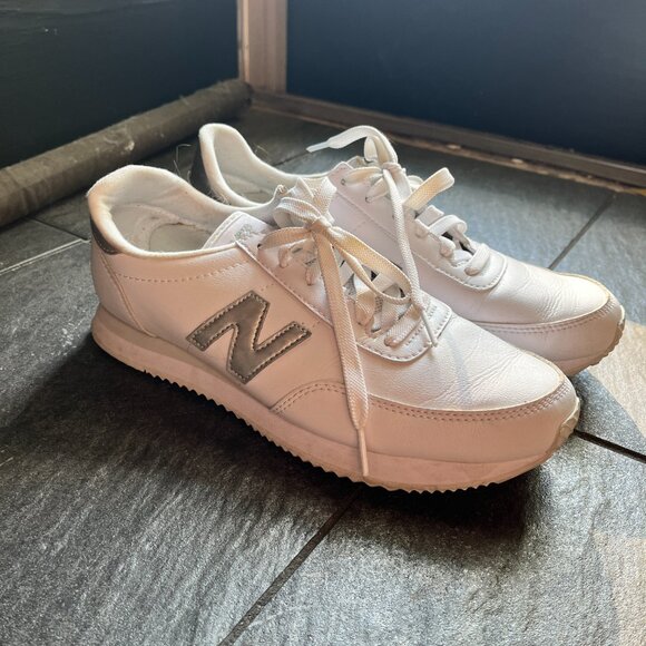 New Balance women's 720 white/silver leather - Picture 2 of 3